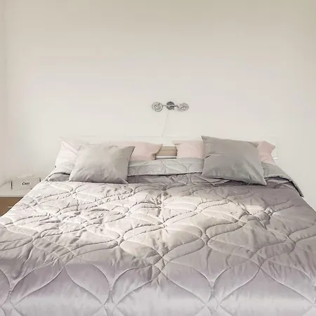 Apartment One Bedroom In Lany